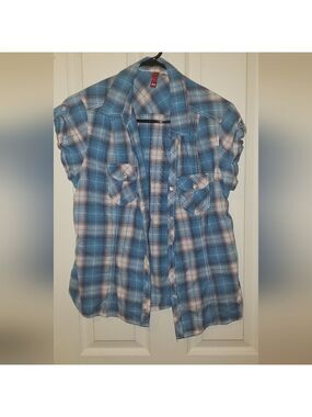 Divided Plaid Button Up Capped Sleeve Lightweight